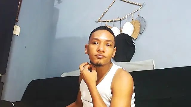 Grandeygruesa1 online show from 04/18/26, 06:39