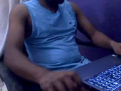 Snapshot of akinston chatting on 07/26/26, 04:31 akinston online show from 07/26/26, 04:31