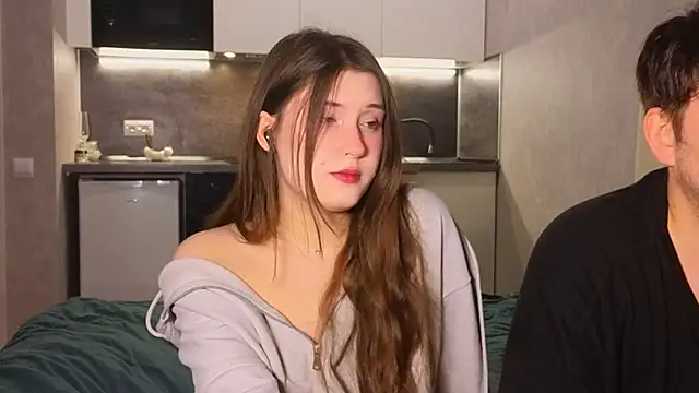 Snapshot of sasaykyra chatting on 01/28/25, 01:16 sasaykyra online show from 01/28/25, 01:16