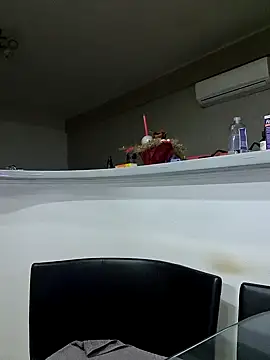 Snapshot of Milf_Abigail chatting on 02/15/25, 02:15 Milf Abigail online show from 02/15/25, 02:15