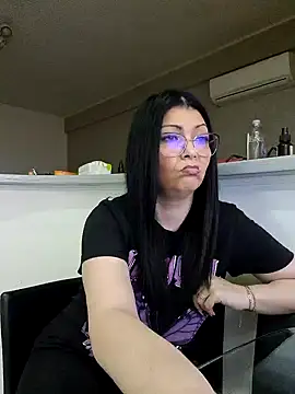 Snapshot of Milf_Abigail chatting on 03/13/25, 05:54 Milf Abigail online show from 03/13/25, 05:54