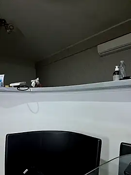 Milf Abigail online show from 02/12/26, 03:23