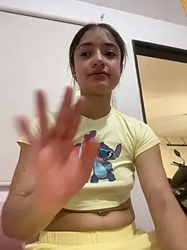 Alicia ALICIA online show from 05/11/26, 03:51