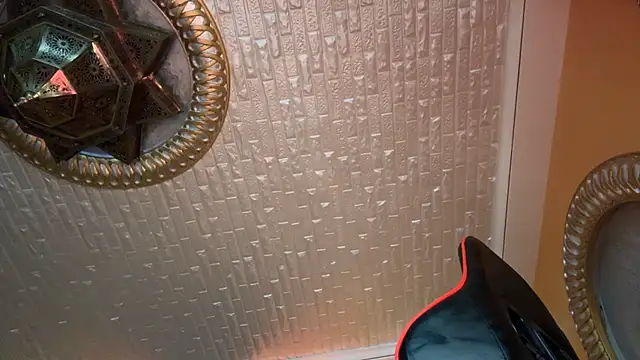 Snapshot of ORLA86 chatting on 03/09/25, 07:37 ORLA86 online show from 03/09/25, 07:37