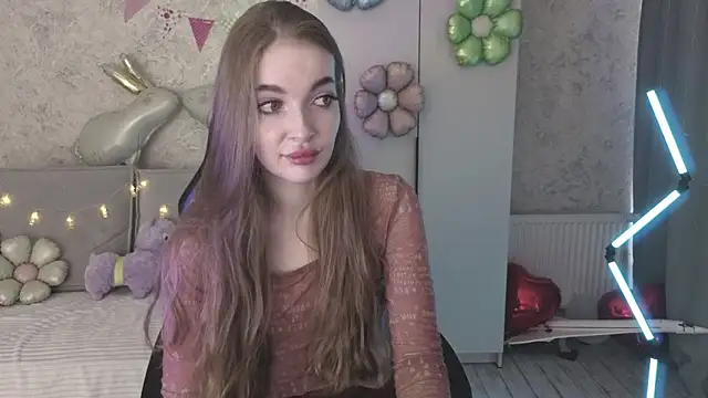Snapshot of LissaCain chatting on 04/02/26, 07:50 LissaCain online show from 04/02/26, 07:50