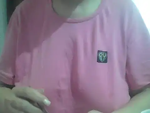 Snapshot of AnaXBerry chatting on 05/13/26, 06:11 AnaXBerry online show from 05/13/26, 06:11