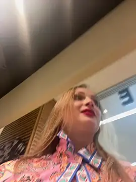 LadyTatiana Madam online show from 02/11/25, 04:24