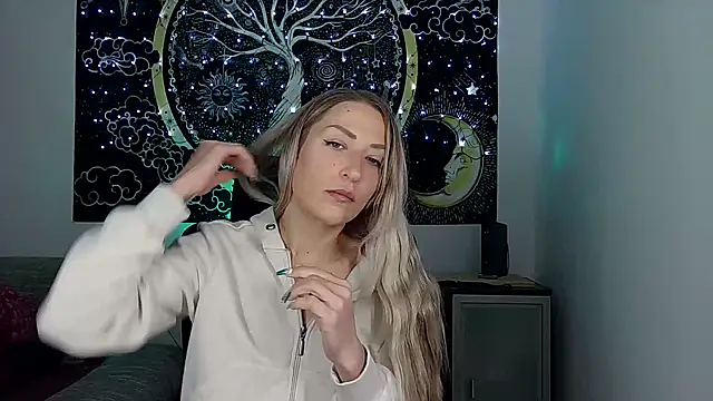 Snapshot of SexxyLiviaa chatting on 12/03/25, 01:24 SexxyLiviaa online show from 12/03/25, 01:24