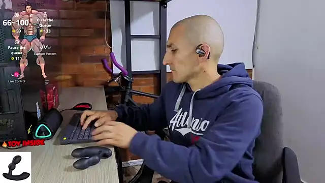 Marck Muscle online show from 03/26/26, 01:55