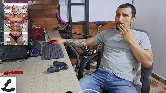 Marck Muscle online show from 07/05/26, 01:23