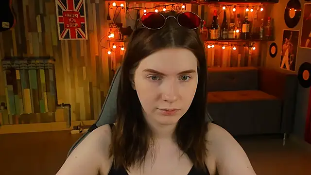 Snapshot of AliceRisinka chatting on 02/21/25, 11:11 AliceRisinka online show from 02/21/25, 11:11