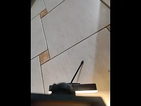 UncutToyBoy23cm online show from 02/20/26, 06:10