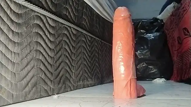 UncutToyBoy23cm online show from 02/24/26, 04:38