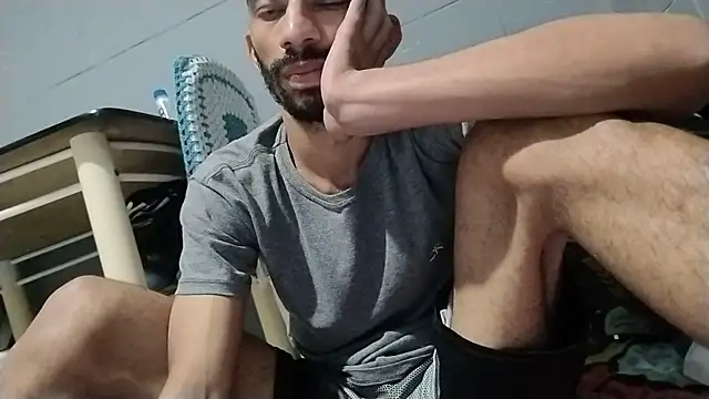 UncutToyBoy23cm online show from 05/10/26, 10:53