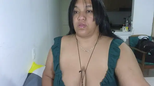 Mia Adell 11 online show from 09/13/25, 08:58