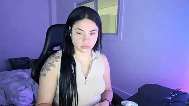 Snapshot of MelSaunders chatting on 02/13/25, 03:18 MelSaunders online show from 02/13/25, 03:18