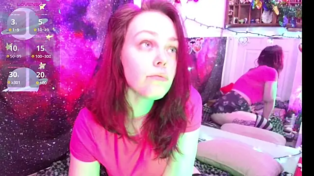 Snapshot of EverlyEster chatting on 01/02/25, 07:12 EverlyEster online show from 01/02/25, 07:12