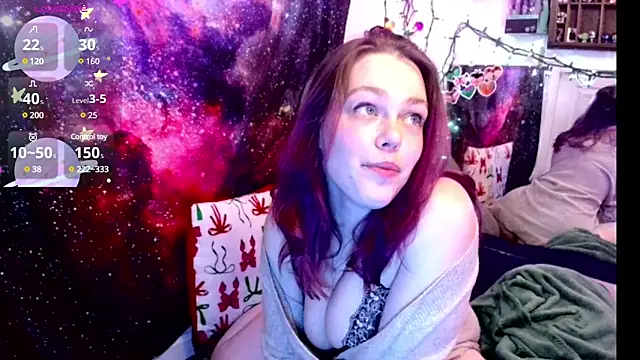 Snapshot of EverlyEster chatting on 02/04/25, 06:38 EverlyEster online show from 02/04/25, 06:38