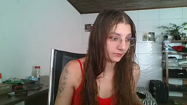 Snapshot of SweetyBabyDemon chatting on 04/25/26, 05:32 SweetyBabyDemon online show from 04/25/26, 05:32