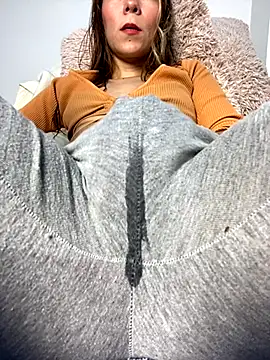 Snapshot of My-Nicky chatting on 10/25/25, 10:26 My-Nicky online show from 10/25/25, 10:26