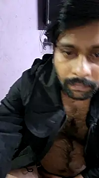 Snapshot of GlassBarge9 chatting on 01/23/25, 08:02 GlassBarge9 online show from 01/23/25, 08:02