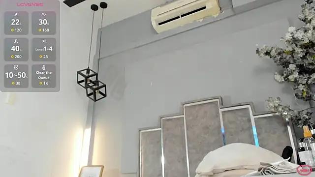 BrianaHazel online show from 04/18/26, 12:42