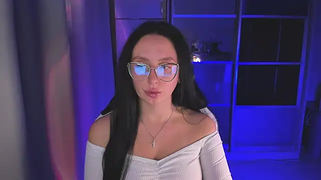 Christy Calypso online show from 10/07/25, 03:31