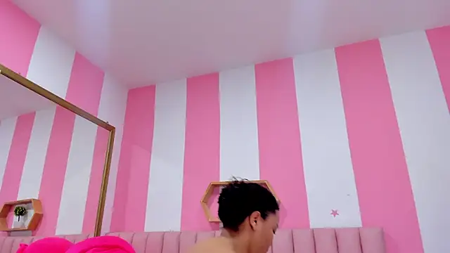 ISABELLA 020 online show from 09/23/25, 01:25