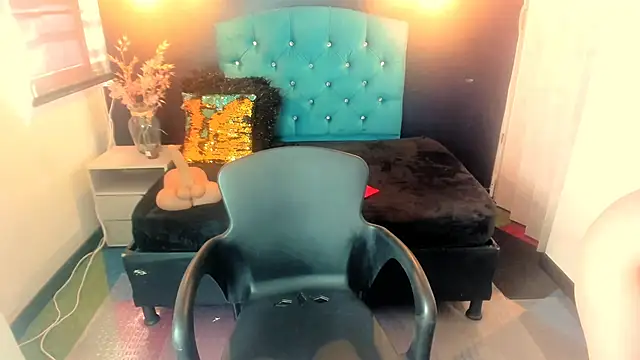 EmmaaEvans  online show from 12/05/24, 03:06