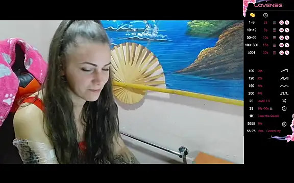 Snapshot of Catbaby32 chatting on 11/09/25, 10:19 Catbaby32 online show from 11/09/25, 10:19