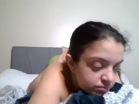 Snapshot of WildLillyFlower chatting on 02/24/25, 07:41 WildLillyFlower online show from 02/24/25, 07:41