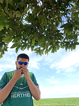 Dat1994 online show from 12/20/24, 01:11