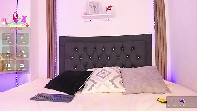 coralsmith11 online show from 03/15/26, 06:03