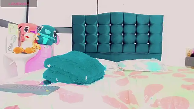  Riannagarcia  online show from 02/20/25, 01:46