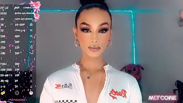  Riannagarcia  online show from 10/30/25, 02:46