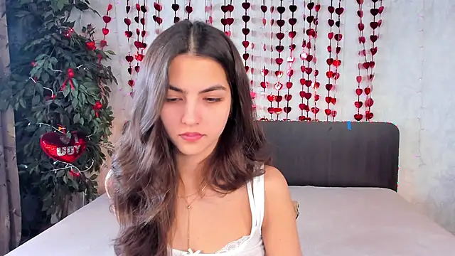 Milana Crystal  online show from 02/27/25, 08:06