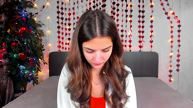 Milana Crystal  online show from 02/07/26, 07:56