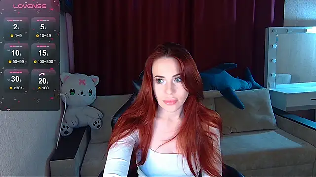 Snapshot of Sidney_blush chatting on 10/11/25, 03:17 Sidney blush online show from 10/11/25, 03:17