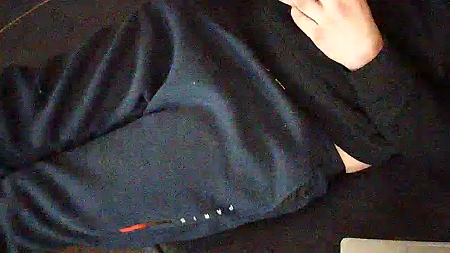 kiksnap-meistro5 online show from 02/10/26, 03:38