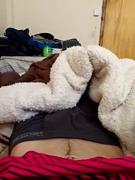 Snapshot of Adee21e chatting on 11/11/25, 01:00 Adee21e online show from 11/11/25, 01:00