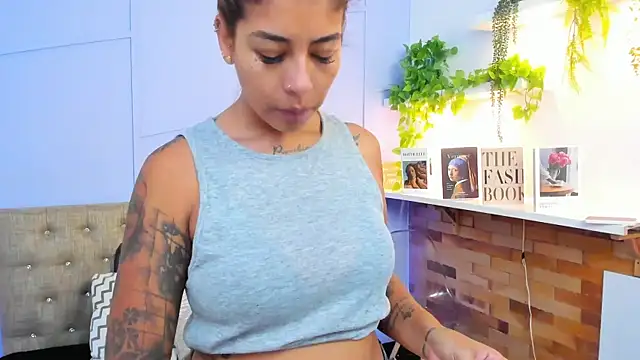 Georgina-coule online show from 12/10/24, 12:05