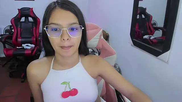 jessi and boy online show from 12/19/25, 11:12