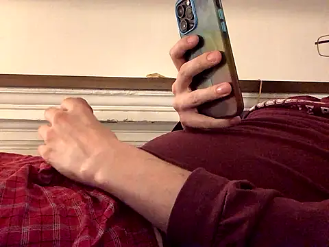 Snapshot of Hebrewhammers42 chatting on 12/03/24, 09:23 Hebrewhammers42 online show from 12/03/24, 09:23