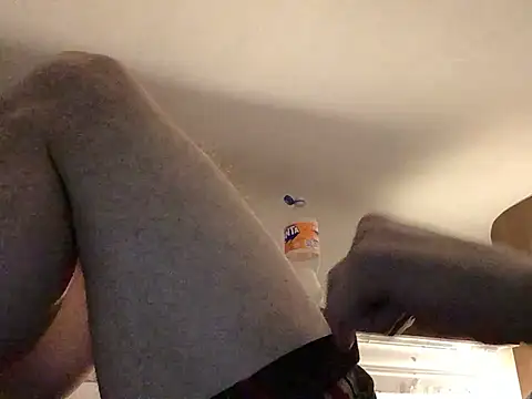 Snapshot of Hebrewhammers42 chatting on 12/20/24, 11:58 Hebrewhammers42 online show from 12/20/24, 11:58