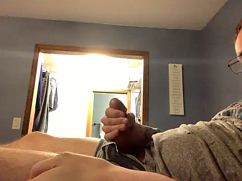 Snapshot of Hebrewhammers42 chatting on 01/25/25, 06:12 Hebrewhammers42 online show from 01/25/25, 06:12