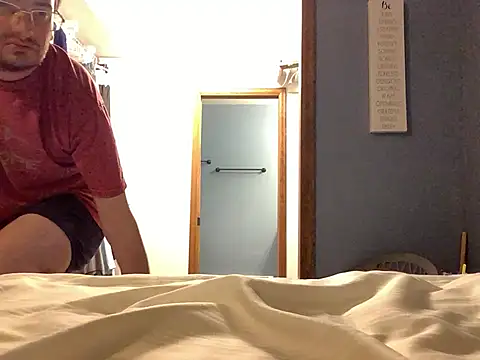 Snapshot of Hebrewhammers42 chatting on 03/10/25, 05:00 Hebrewhammers42 online show from 03/10/25, 05:00