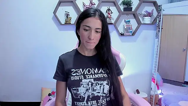 SharonSander online show from 01/21/25, 01:08