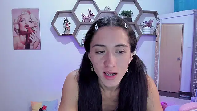 SharonSander online show from 02/14/25, 10:07