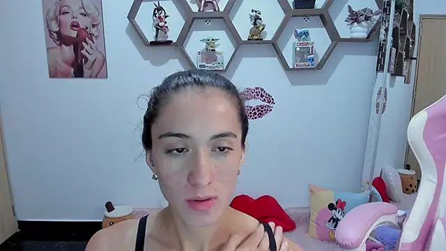 SharonSander online show from 03/08/25, 09:28