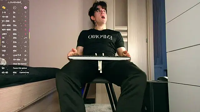 ChristianLevine  online show from 01/14/26, 10:14